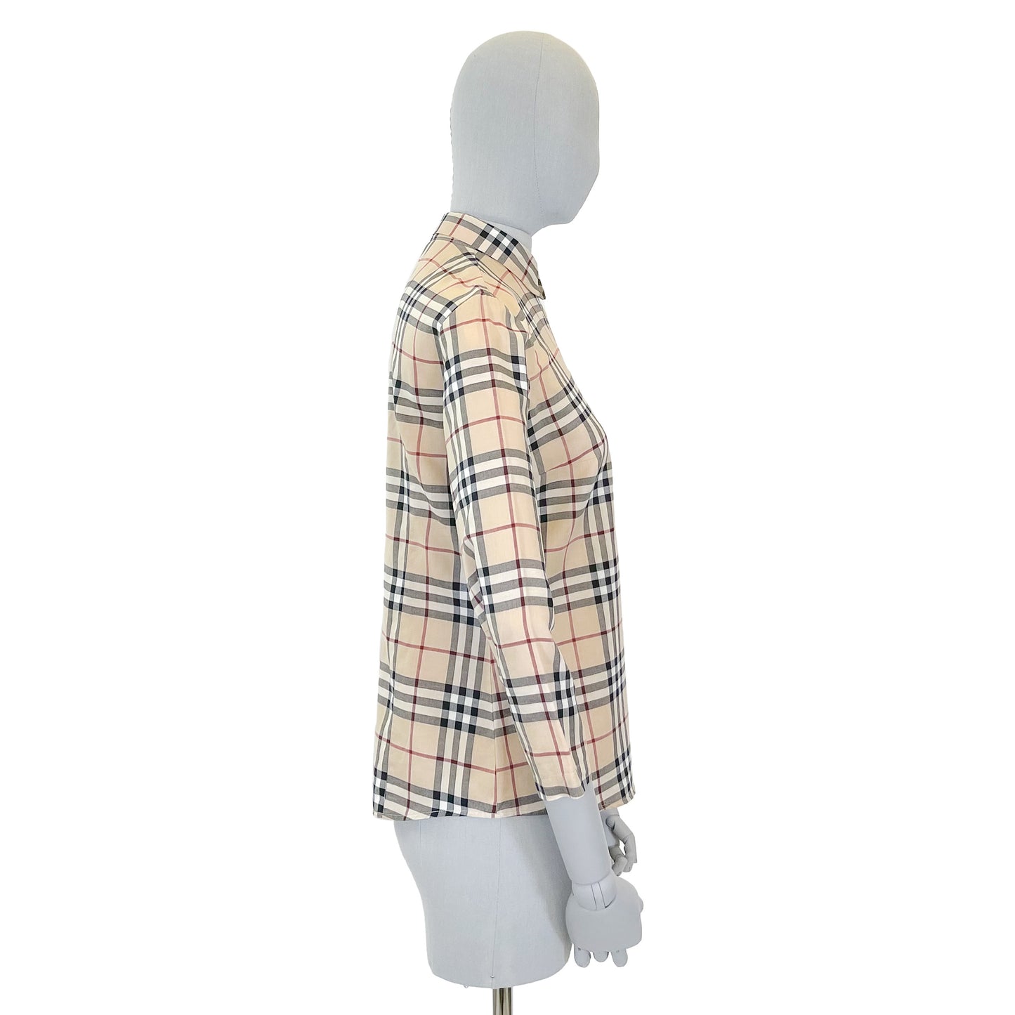 <tc>BURBERRY | 38</tc>