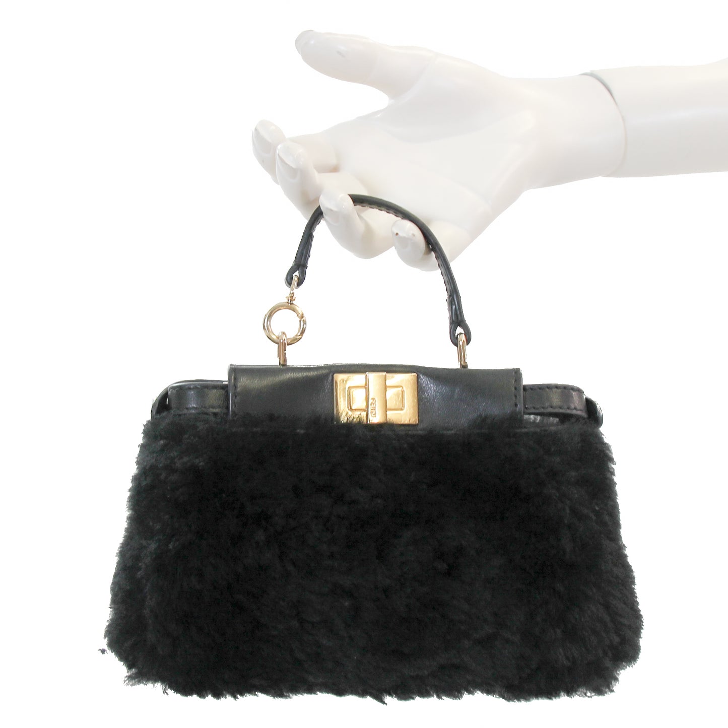 <transcy>FENDI</transcy>